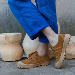 Pataugas AUTHENTIQUE L/S F4G OCRE 8 Pataugas AUTHENTIQUE L/S F4G OCRE -Pataugas authentique low suede ocre